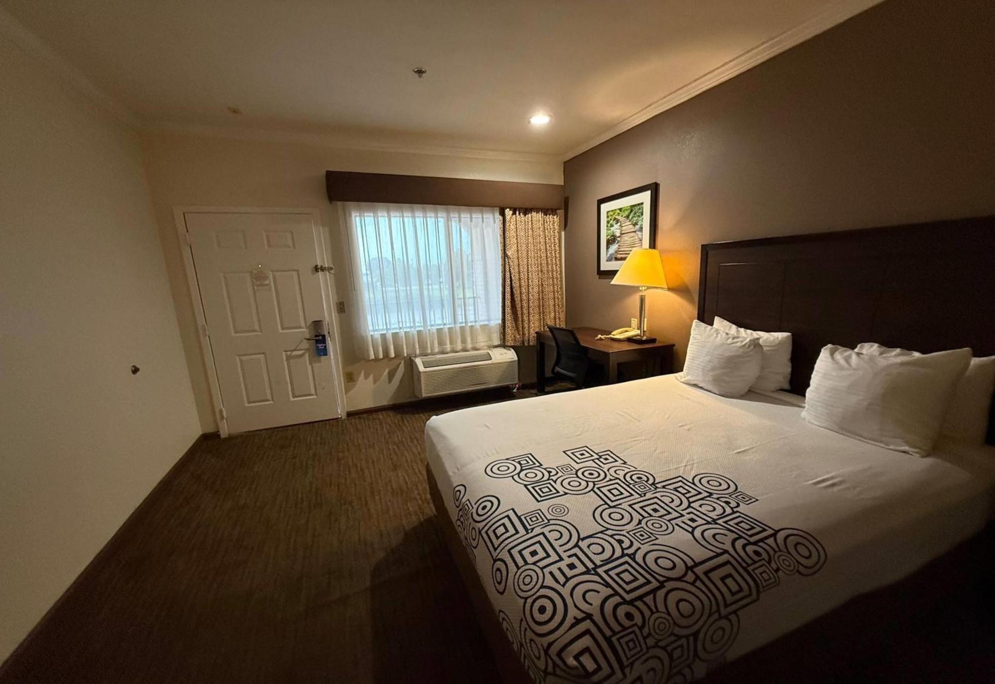 Hotel Western 3*